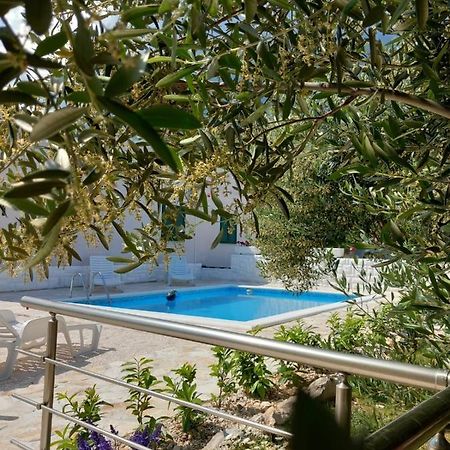 Holiday House M&A&K With Swimming Pool Kastel Stafilic Exterior photo