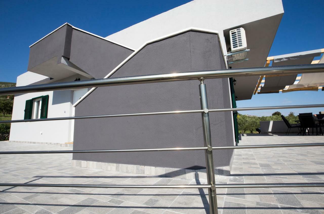 Holiday House M&A&K With Swimming Pool Kastel Stafilic Exterior photo