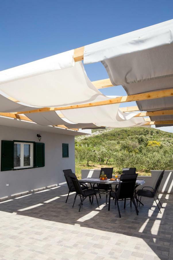 Holiday House M&A&K With Swimming Pool Kastel Stafilic Exterior photo