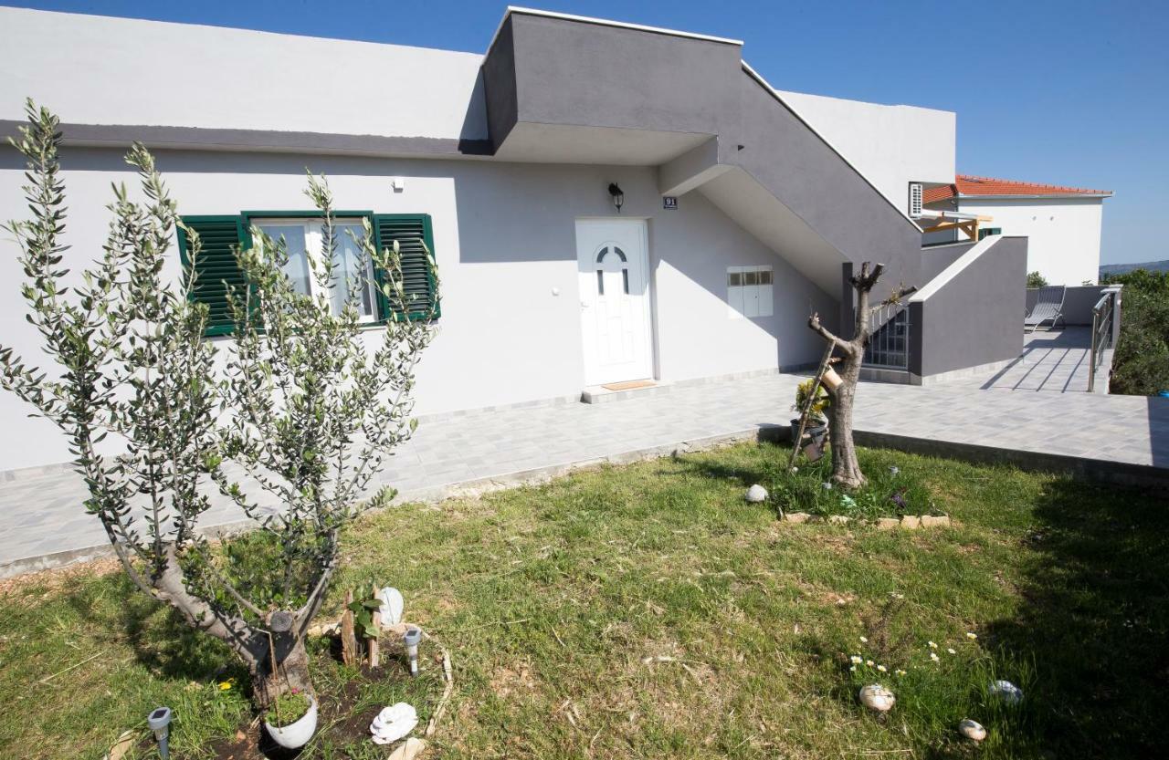 Holiday House M&A&K With Swimming Pool Kastel Stafilic Exterior photo